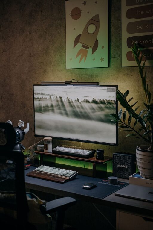Tips for Creating a Cozy and Productive Home Office Space